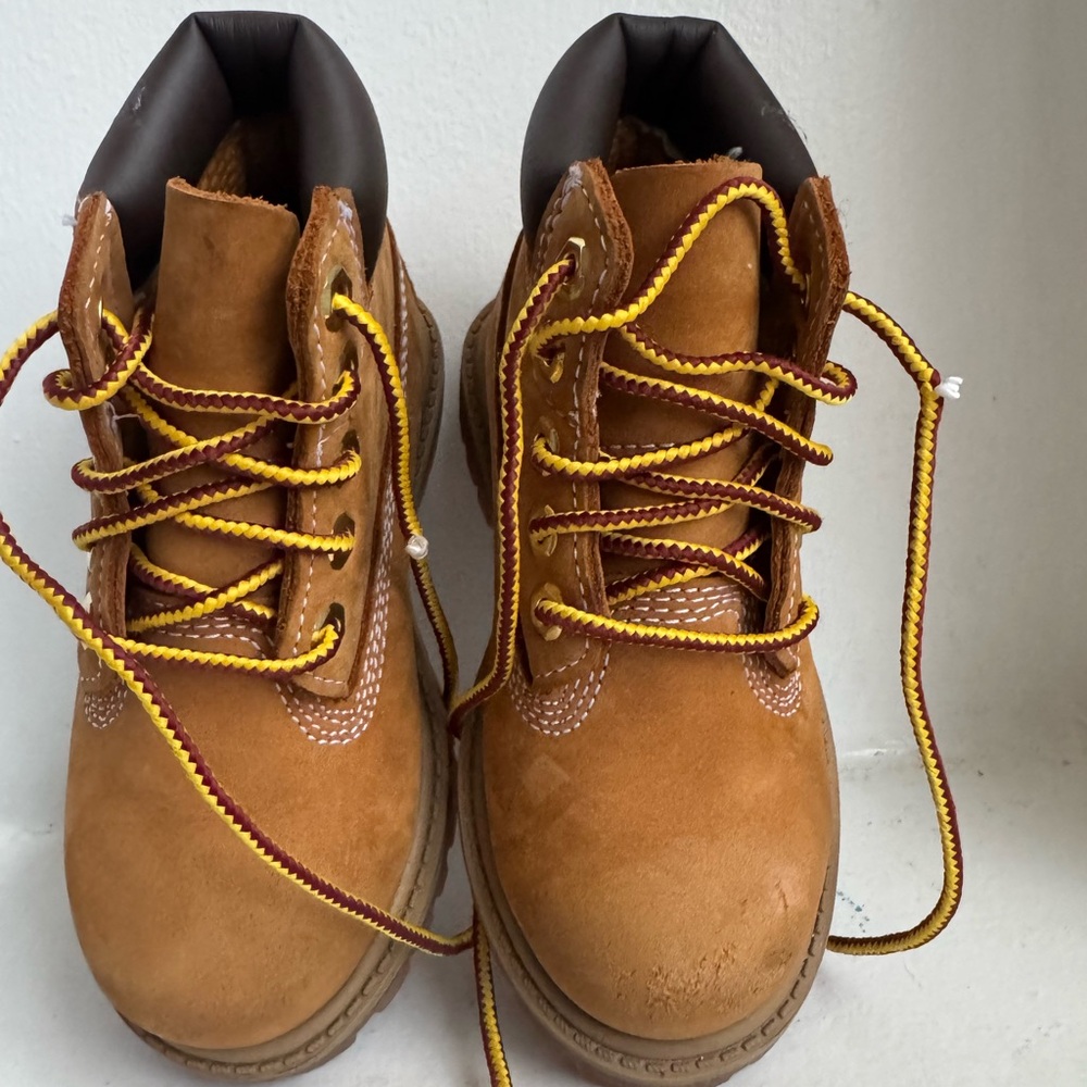 Timberland Kids Boots in Brown and Yellow